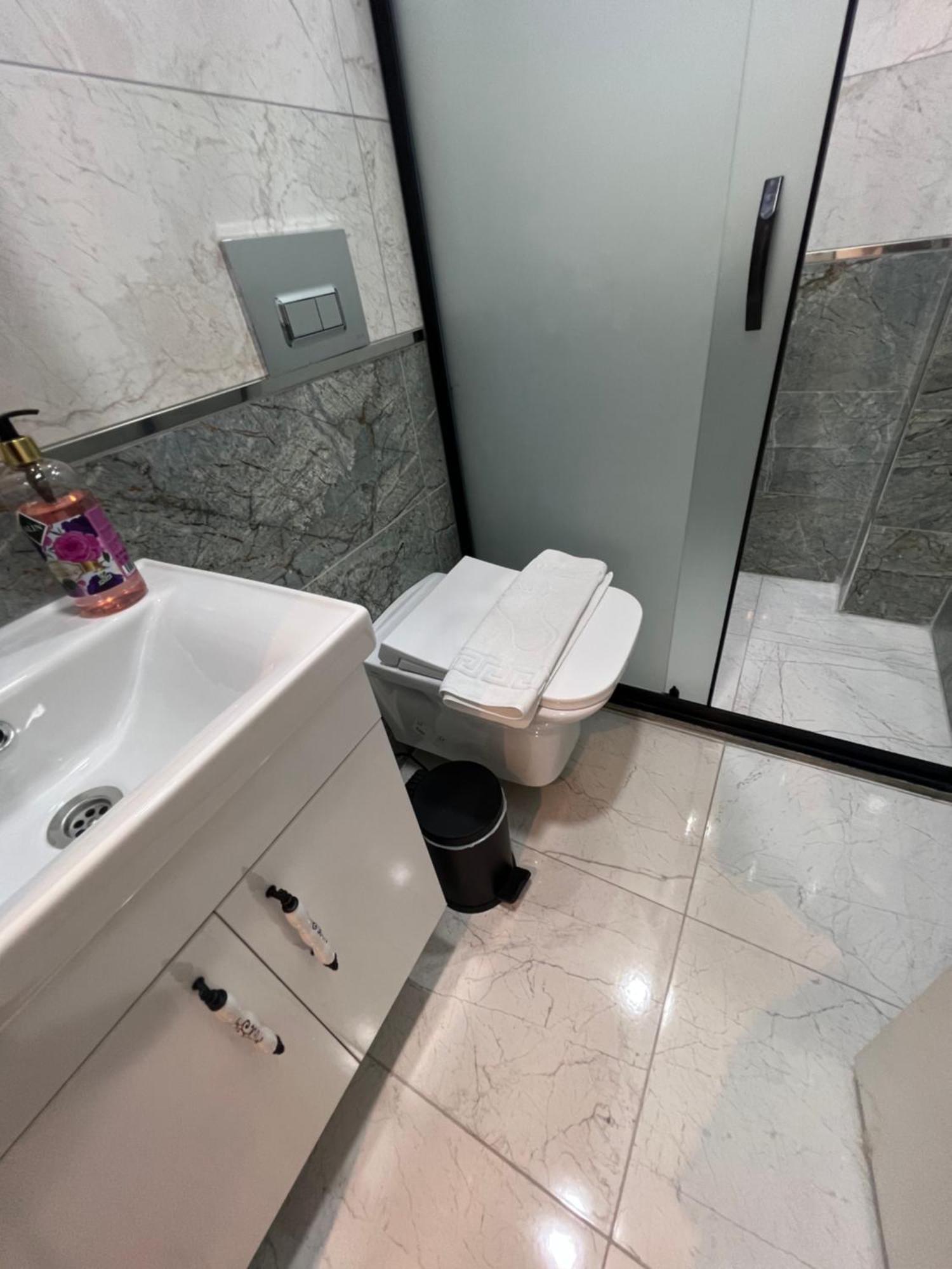 Feycem Suites Hotel Istanbul Eksteriør billede
