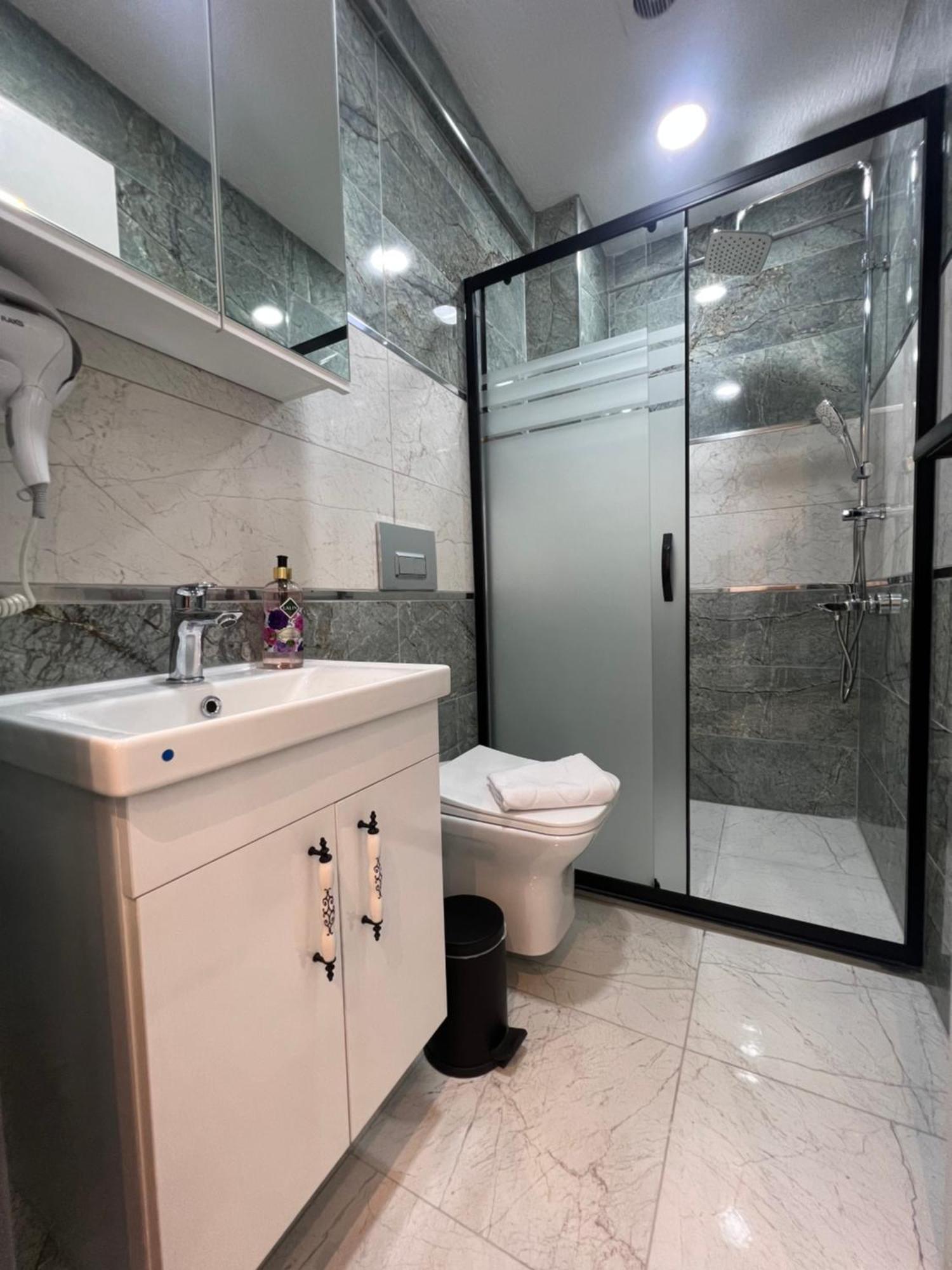 Feycem Suites Hotel Istanbul Eksteriør billede